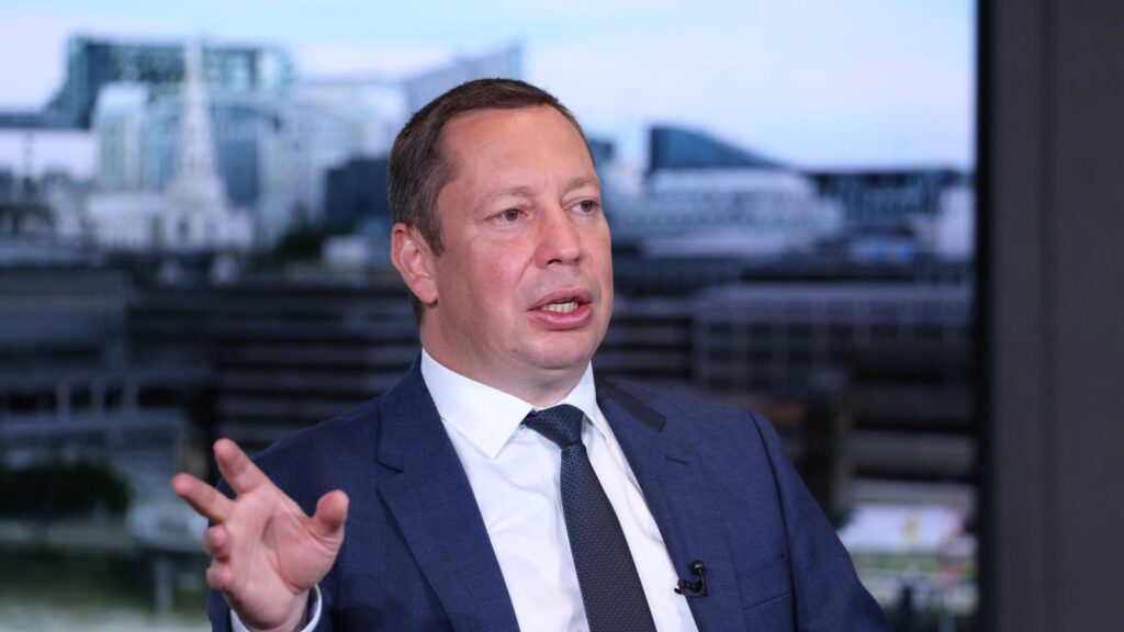 In Vienna, Exiled Ukrainian Banker Faces Pressure, Politics, and Uncertainty