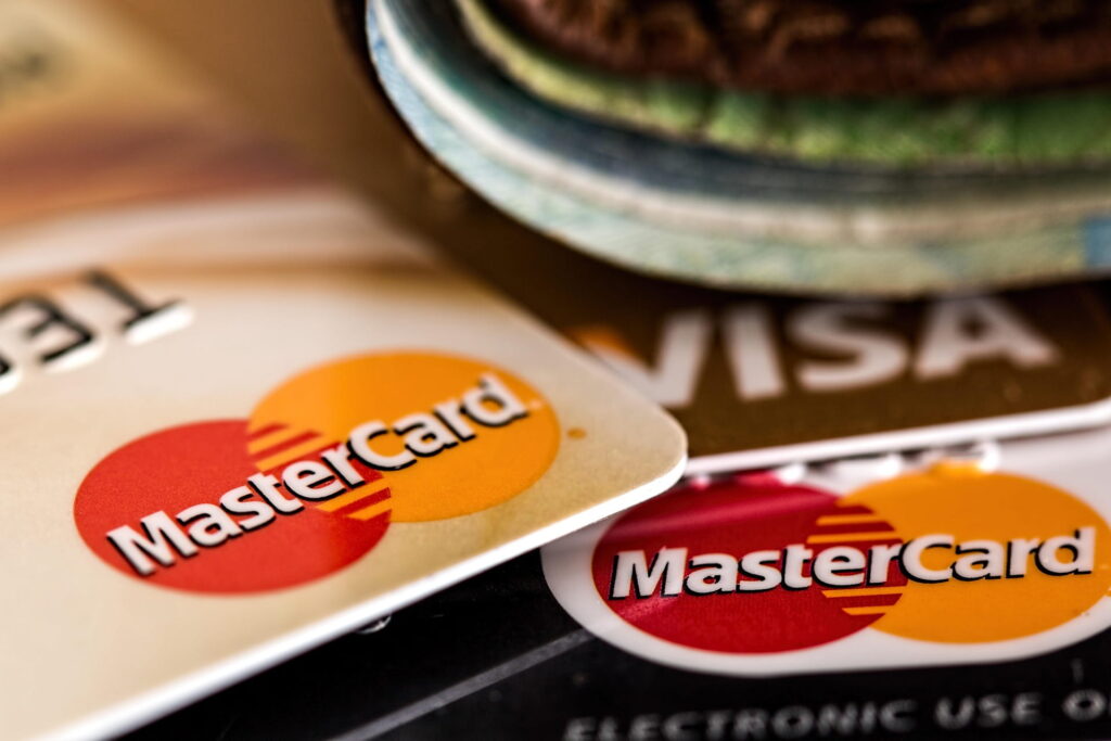 UK Banks Move to Build Visa and Mastercard Alternative