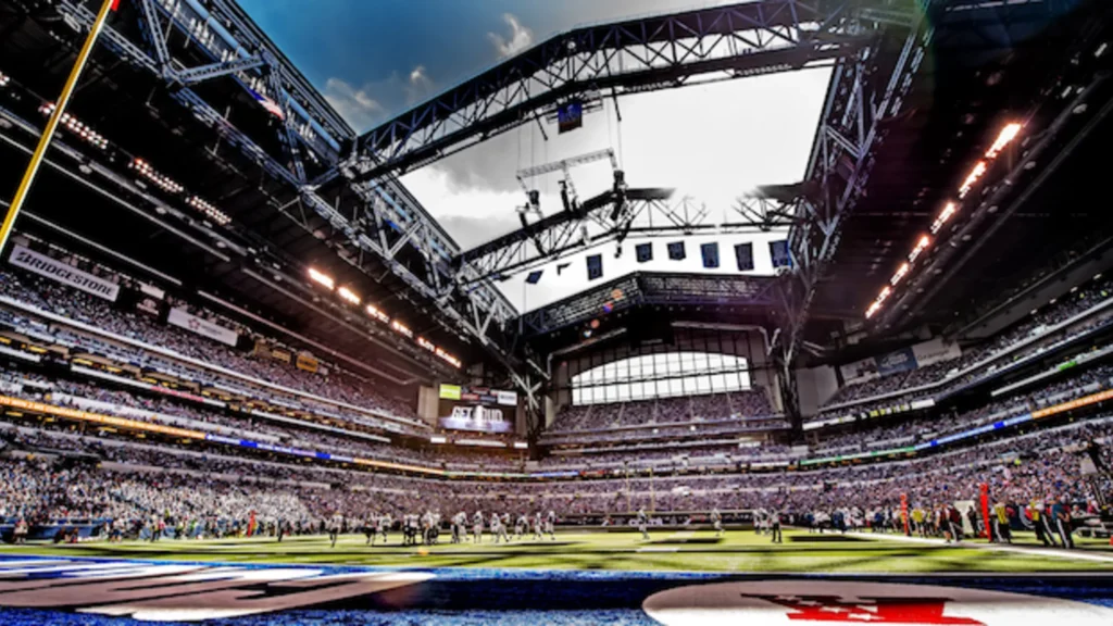 Lucas Oil Stadium Sets Attendance Records